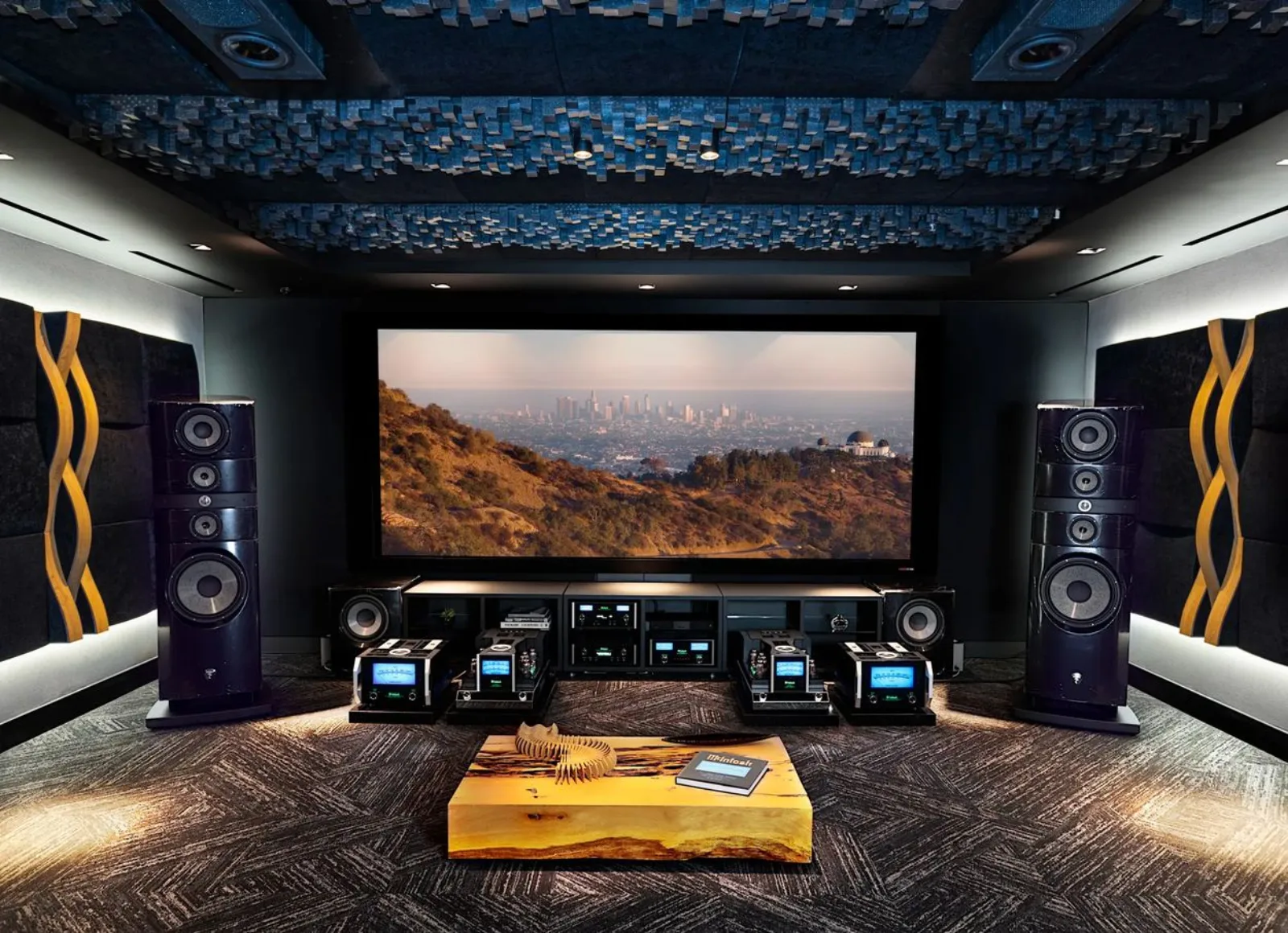 Sala de cinema do Audiogene Experience Center
